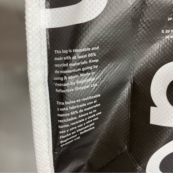 Lululemon reusable bag small black & white - Picture 6 of 6